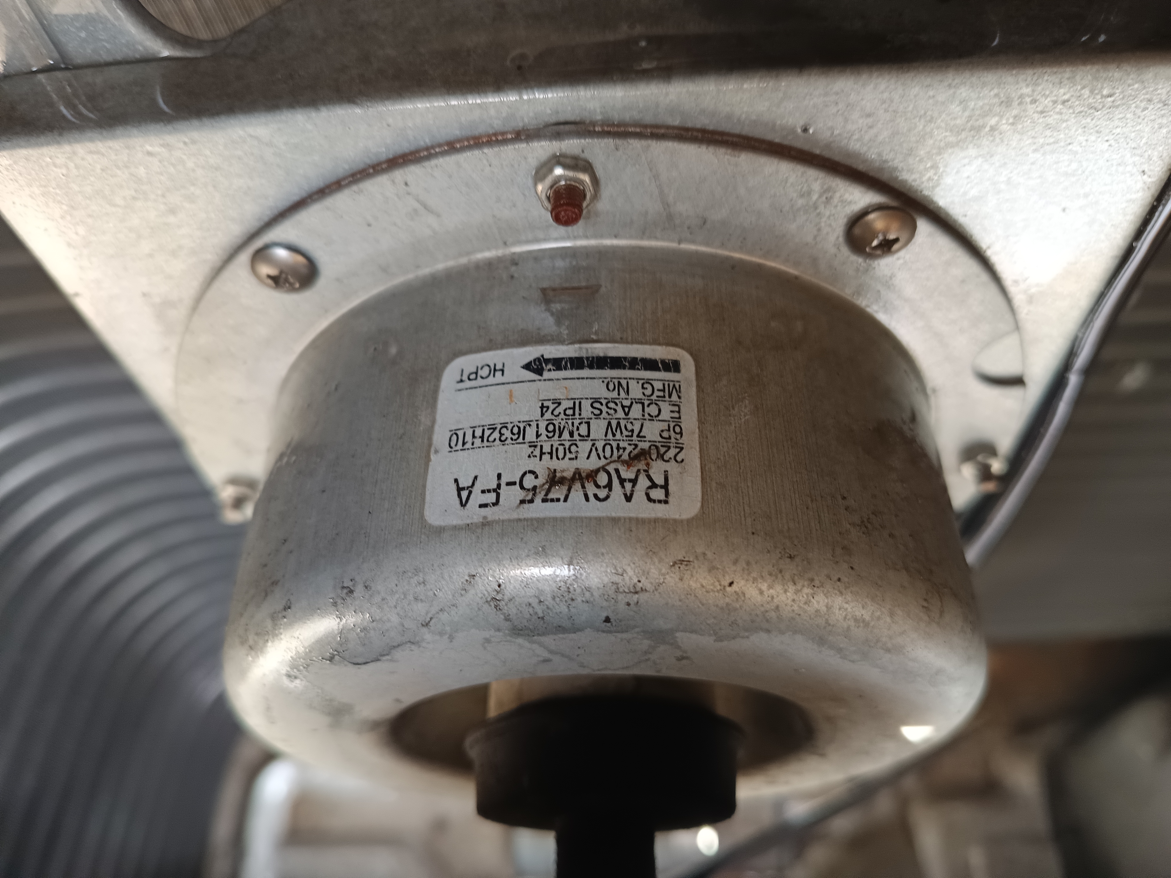 รับล้างแอร์บ้านหมู่บ้าน ภัสสร เพรสทีจ 29 รังสิต - รูปภาพผลงานที่ 13