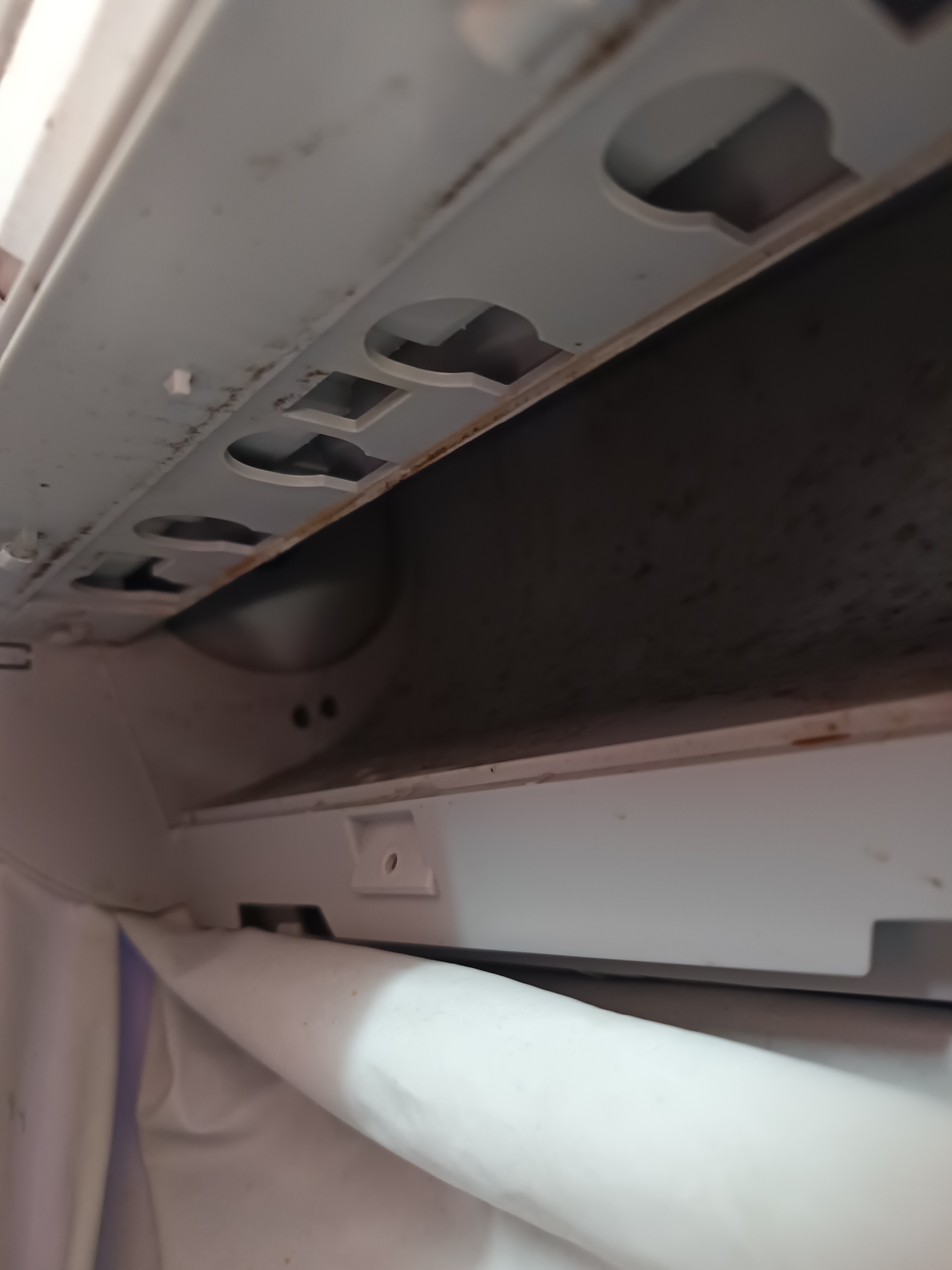 บริการล้างแอร์บ้านวังน้อยแอร์ยี่ห้อ Haier รุ่น HSU-13CQAC03TF - รูปภาพผลงานที่ 7