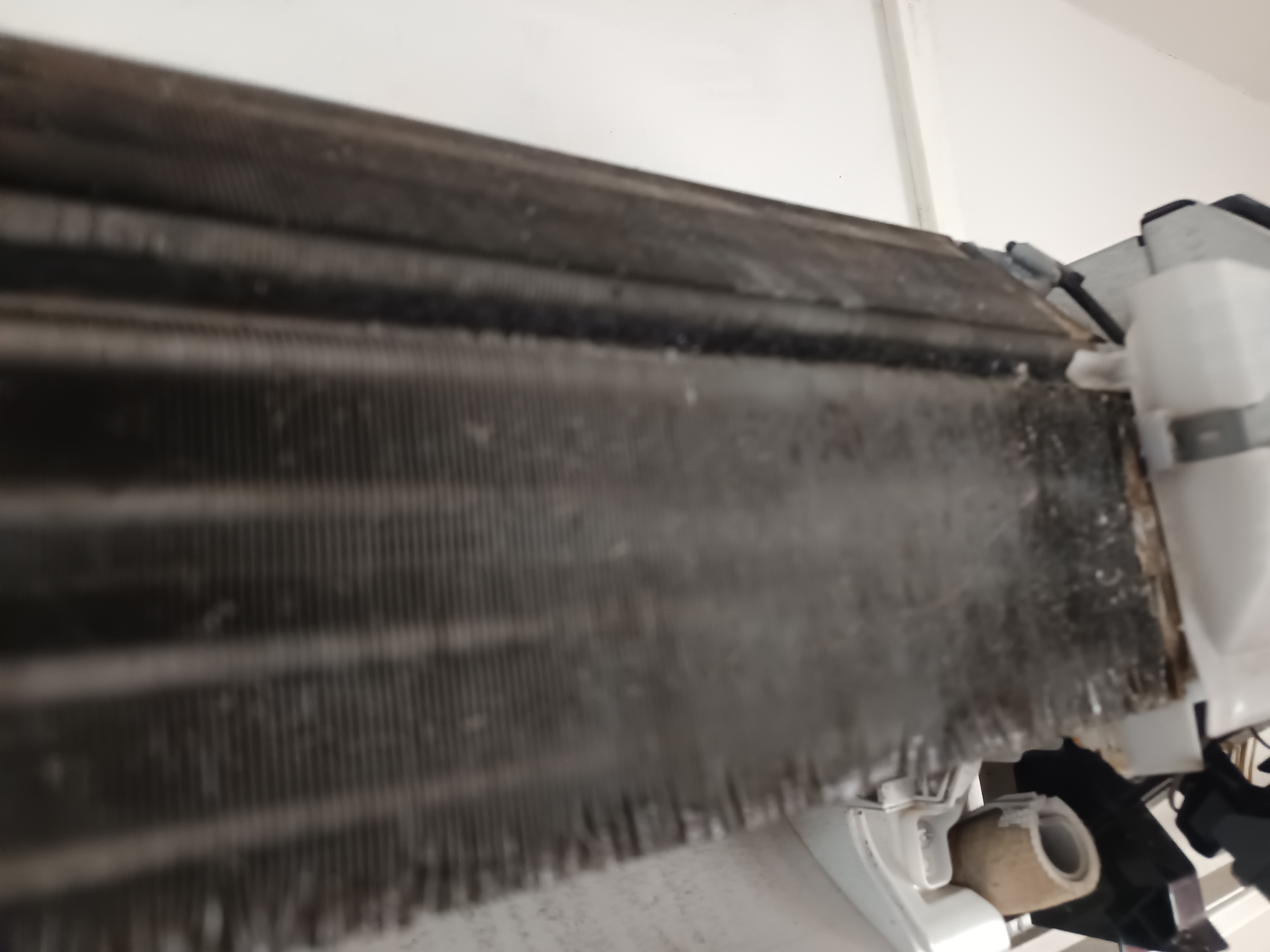 ล้างแอร์ในหมู่บ้านนราวัลย์วังน้อย - รูปภาพผลงานที่ 10