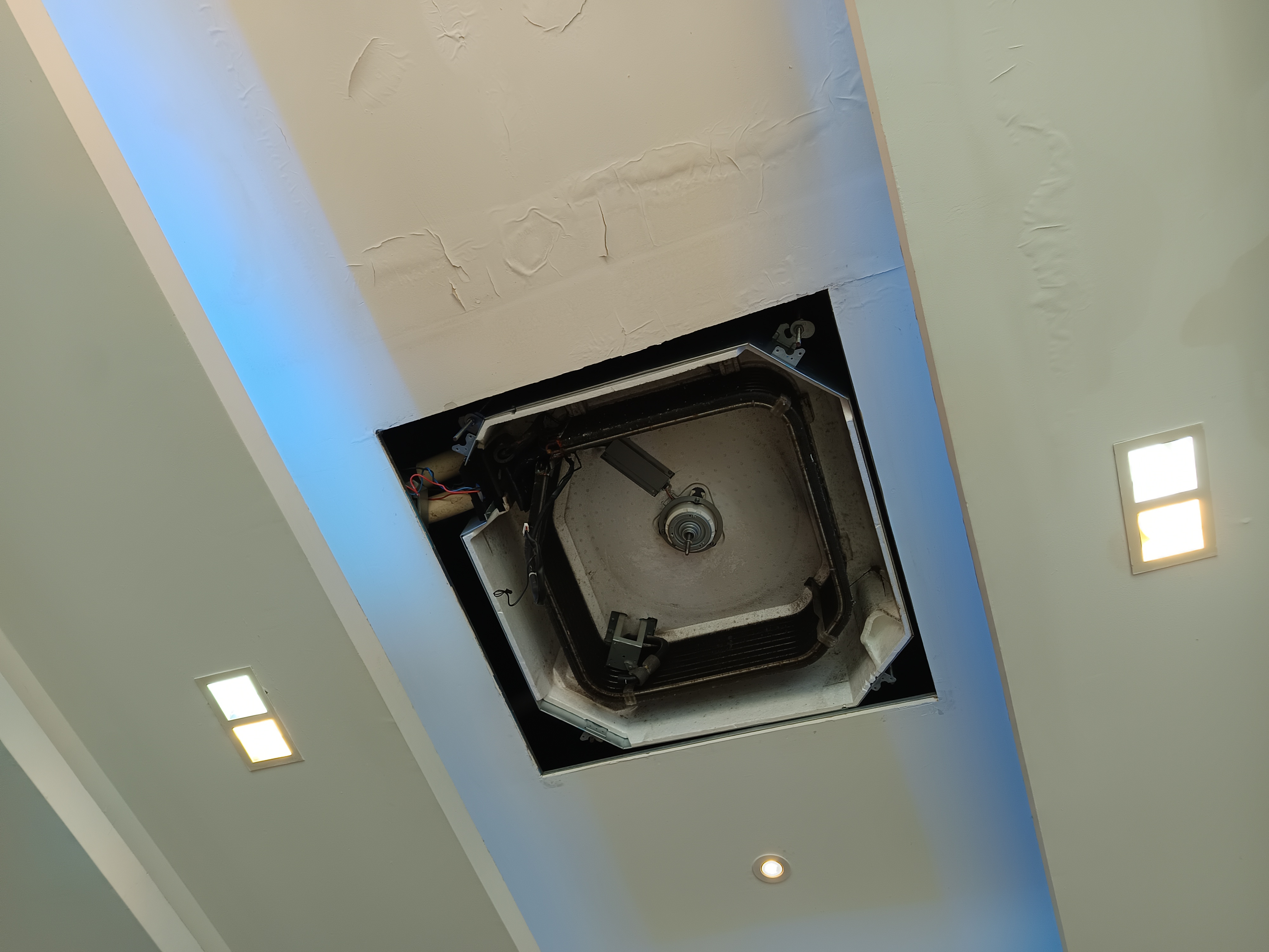 ล้างแอร์ 4 ทิศทาง เดอะภู แบงค็อก คลินิก สาขาอยุธยา